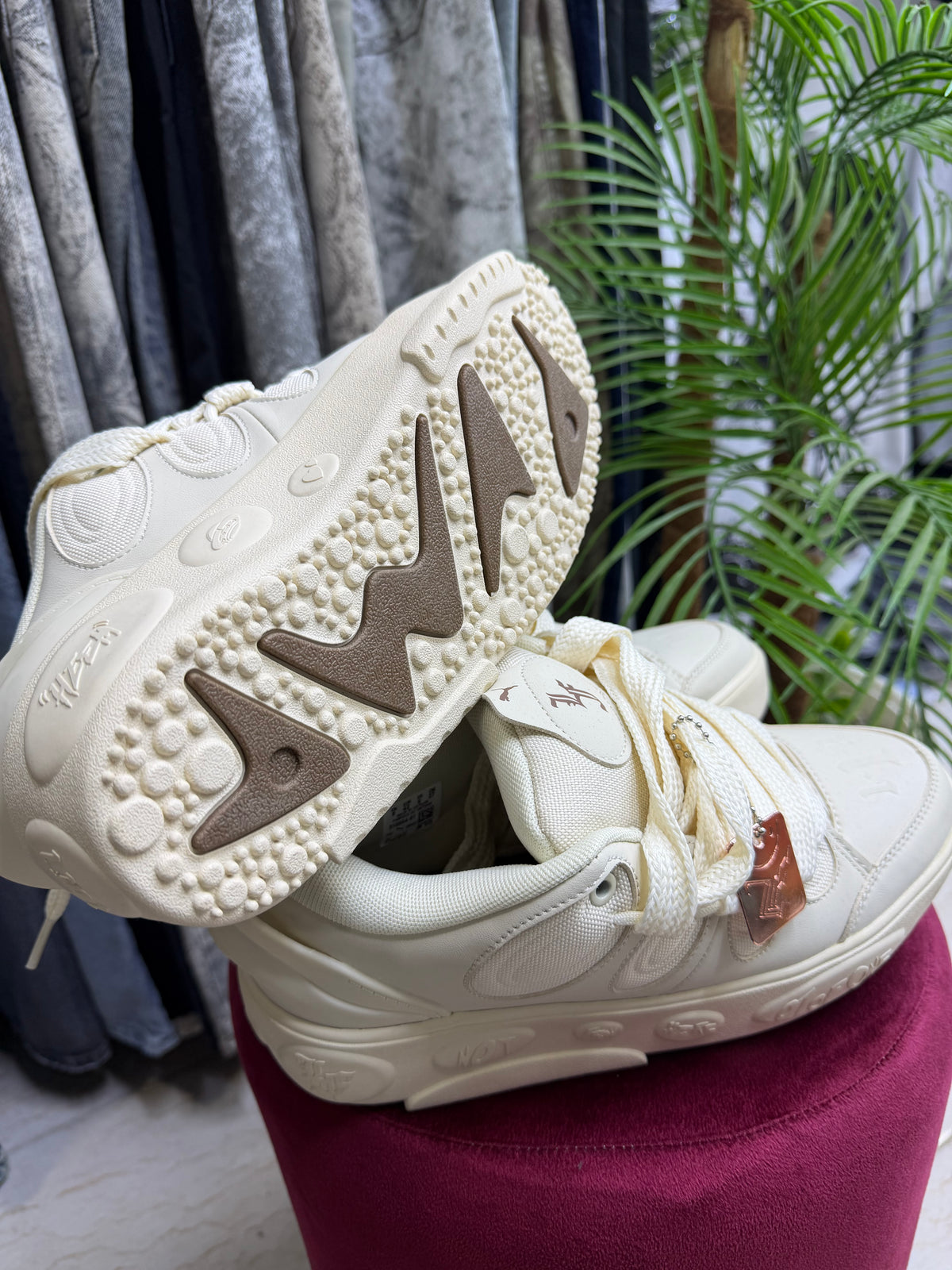PUMA 1 0F 1